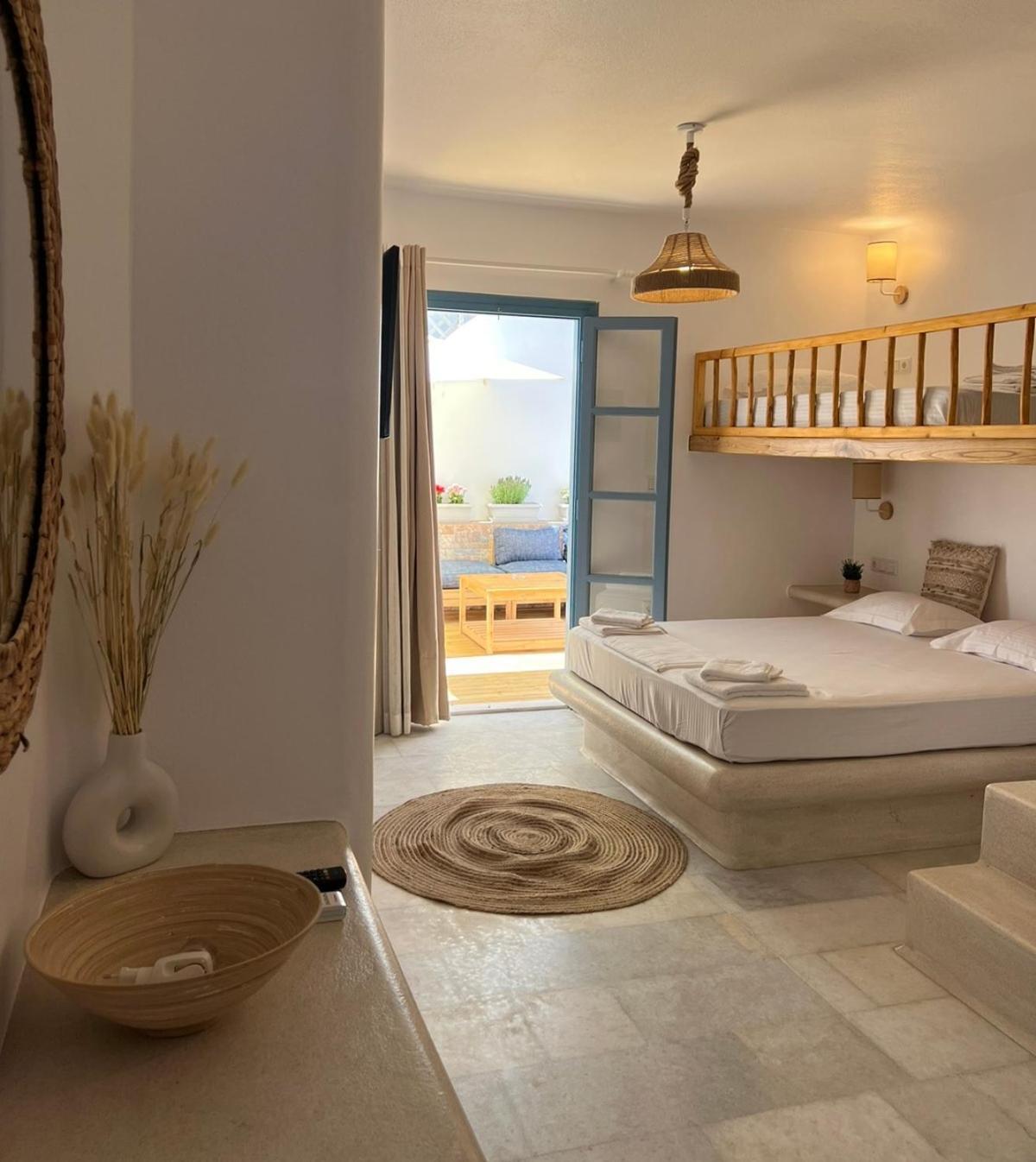 Blue In Naxos Hotel Naxos City Bagian luar foto